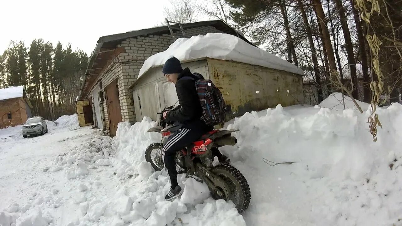 Питбайки для высоких людей. Питбайк на снегу. Ездим на питбайке. Питбайк покатушки. Питбайк на бездорожье.