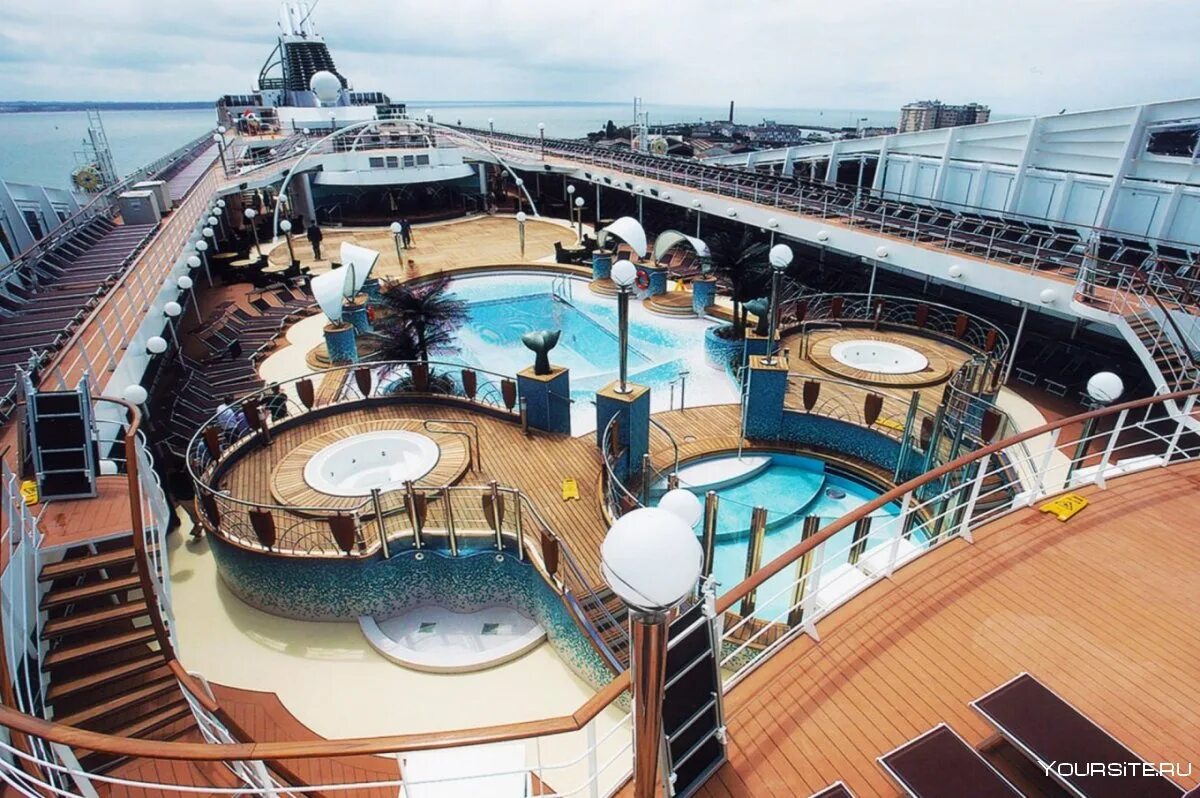 Круиз на лайнере msc. Msc lirica круизный лайнер. круизный корабль &quot;msc preziosa&quot;. msc magnifica круизный лайнер. msc preziosa лайнер интерьер.