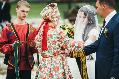 Российский жениться