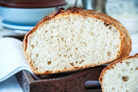Белый хлеб на ржаной закваске в духовке