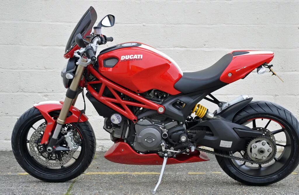 Ducati monster evo. Ducati monster 1100 evo. дукати монстр 1100. ducati monster 796. ducati monster 696.