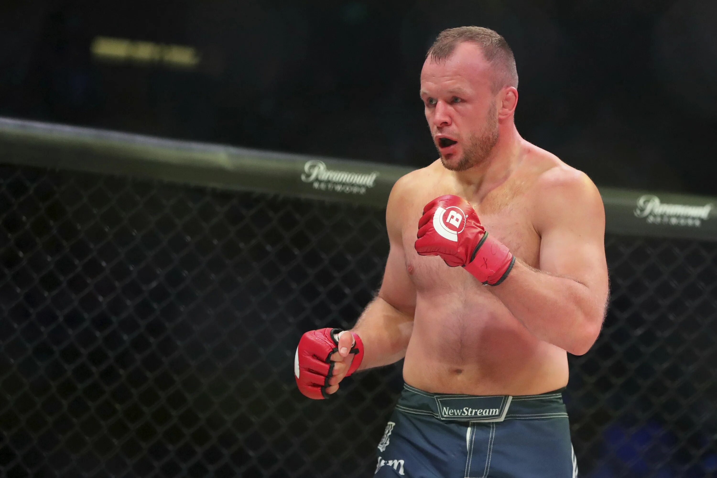 Боец мма александр шлеменко. Александр шлеменко. Александр шторм шлеменко. Александр шлеменко бой. Александр шлеменко мма.