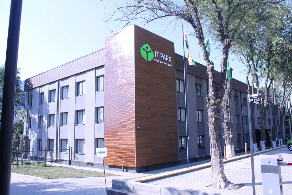 It park tashkent, узбекистан ташкент. Ташкент city park. It park ташкент проект. It park ташкент. It park jizzax.