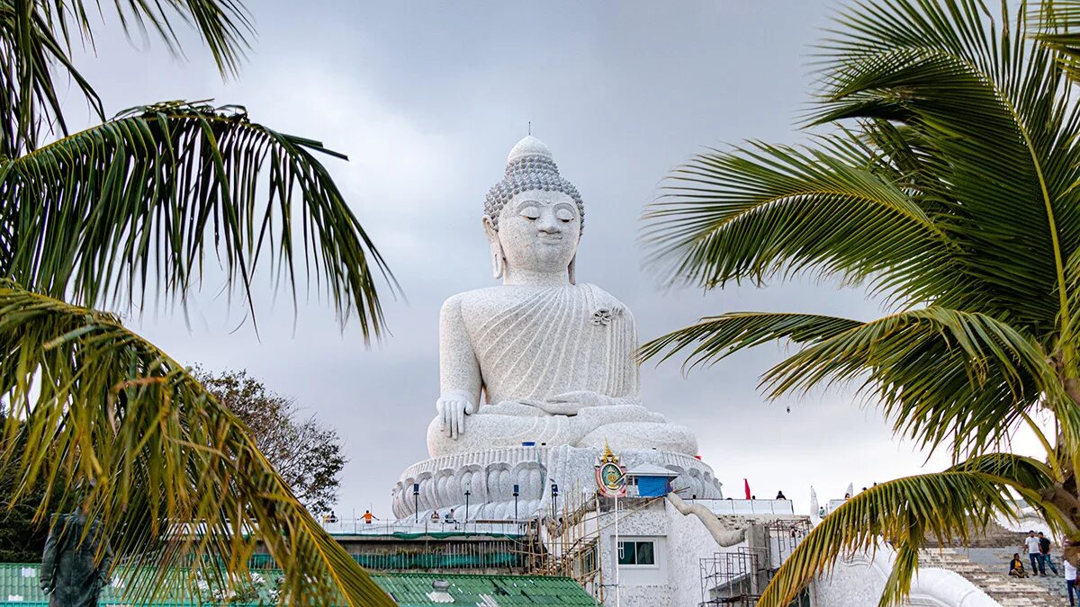 Тайланд июль стоит ехать. Большой Будда Тайланд. Будда на Пхукете. Биг Будда на Пхукете. Таиланд храм Будды Пхукет.