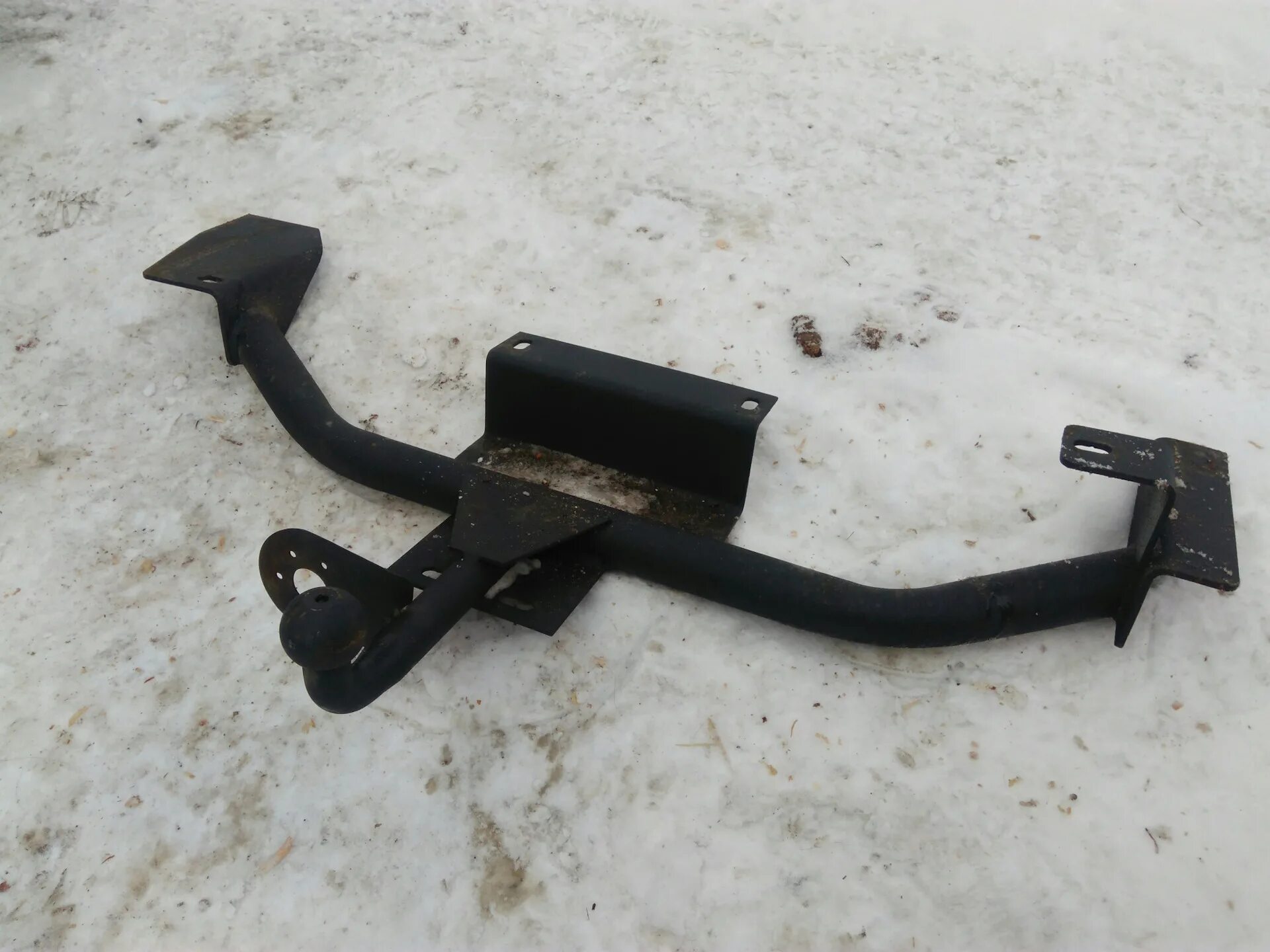 Фаркоп daewoo nexia n150. Дэу нексия с фаркопом. Фаркоп нексия. Фаркоп дэу нексия n100. Фаркоп для дэу нексия 2.