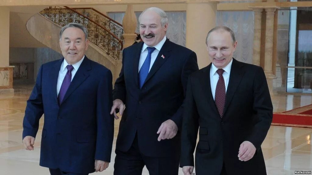 Путин лукашенко назарбаев и зеленский. Президенты разных стран. Президенты украины 2097. Три председатель. Три председатель.