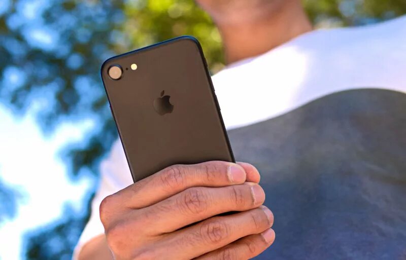 Apple iphone 7 128 гб. Iphone 7 plus black. Iphone 7 plus black matte. Айфон 7 плюс блэк. Айфон 7 джек блэк.