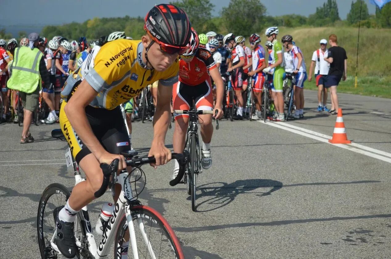 велоспорт проспект. анна кизенхофер велоспорт. велоспорт проспект. соревнования по велотуризму. велотрек в москве на крылатском.