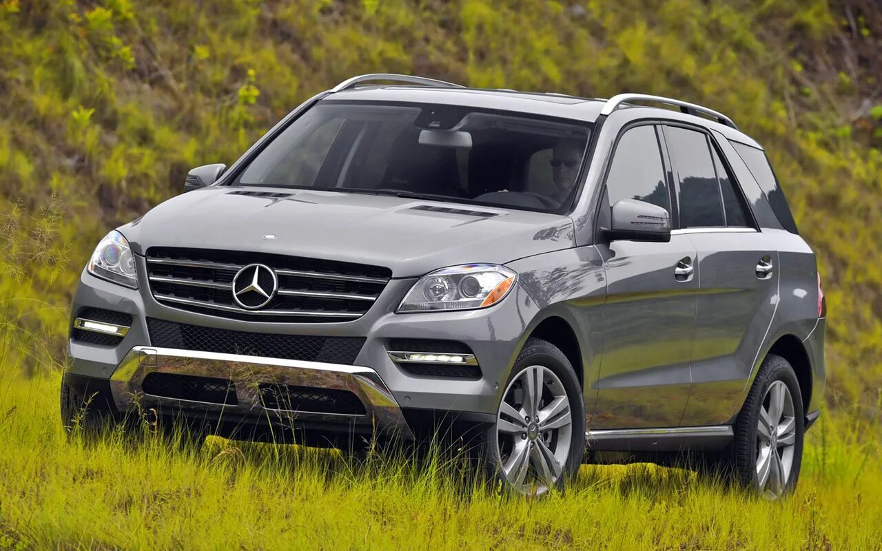Мл 350 видео. Mercedes benz m class w166. mercedes-benz ml 350 4matic. mercedes benz ml350 w166. mercedes benz ml w166.