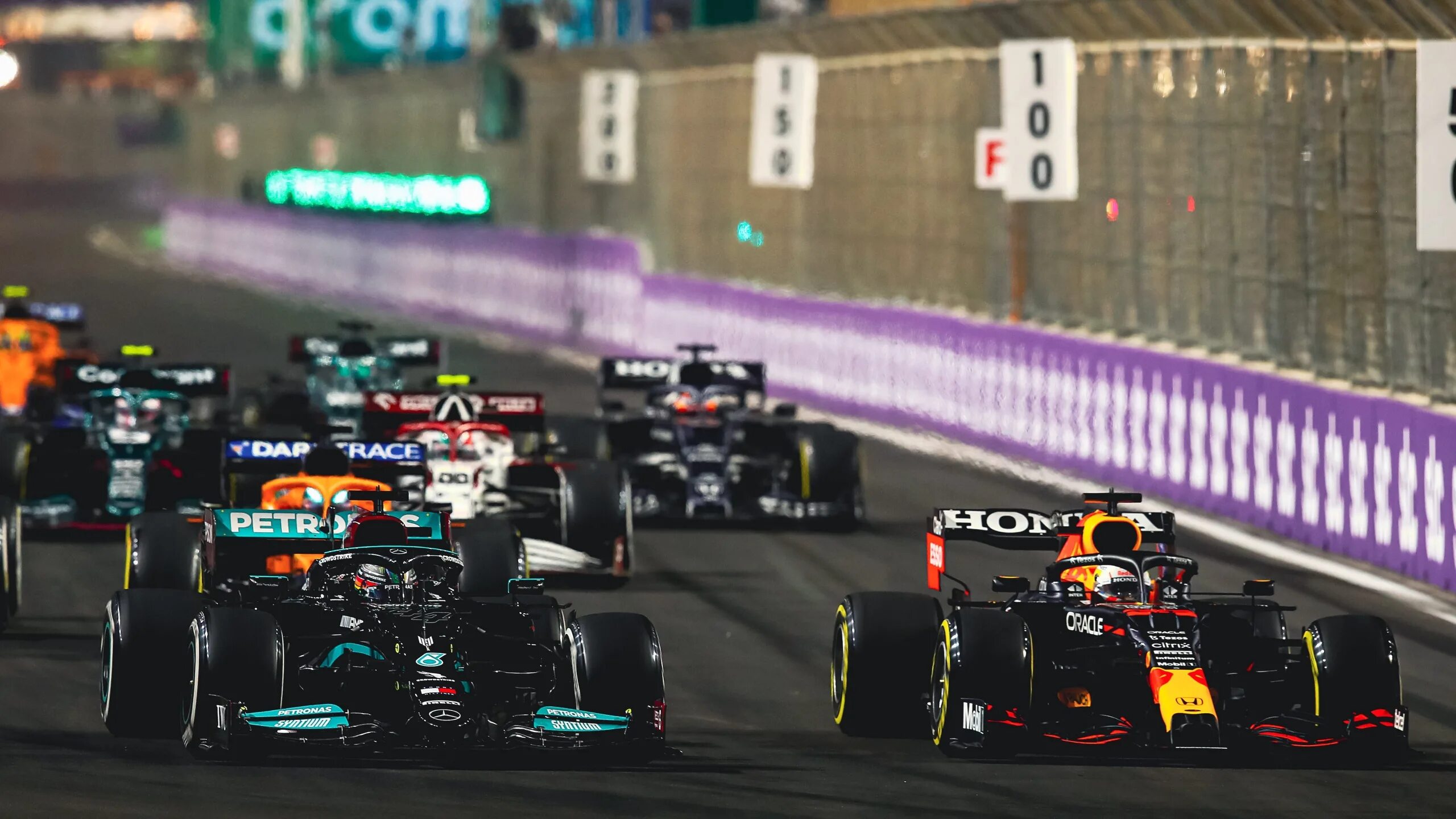 Формула 1 2024 год саудовская аравия. Formula 1 STC Saudi Arabian Grand prix 2022. Jeddah f1 2021. Гран при Саудовской Аравии 2021. Formula 1 Гран-при Саудовской Аравии.