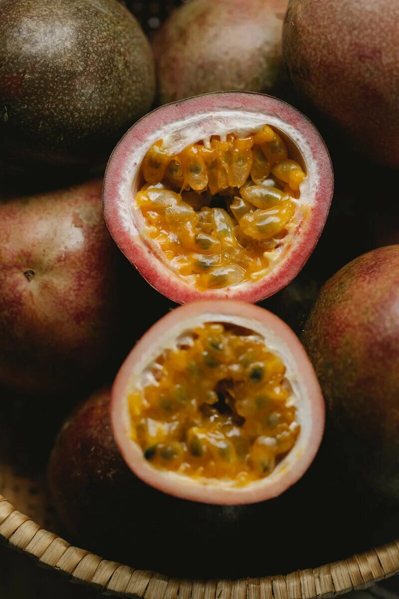 Маракуйя в тайланде. Маракуйя тайская. Маракуйя маракуйя. Маракуйя маракуйя маракуйя. Маракуйя 1883.