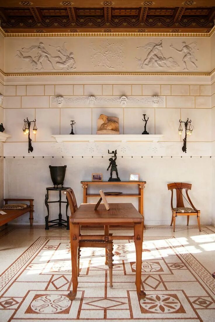 Greek villa kerylos. Вилла керилос. Античный интерьер. Вилла керилос в греческом стиле. Мощеная мрамором гостиная виллы керилос.