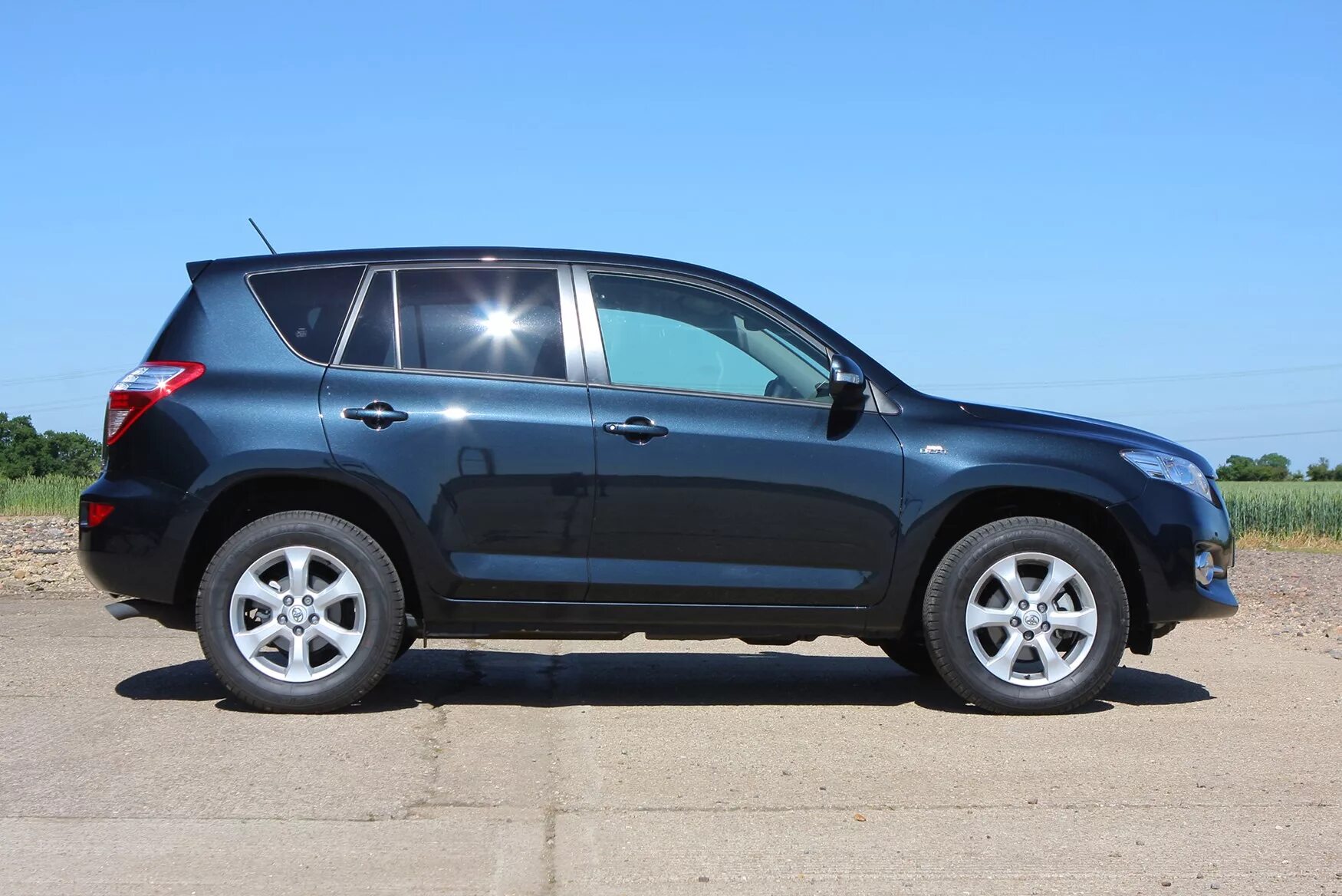 Toyota rav4 2011. Toyota rav4 2012. Тойота рав 4 2012. Toyota rav4 2010. Рав пермь