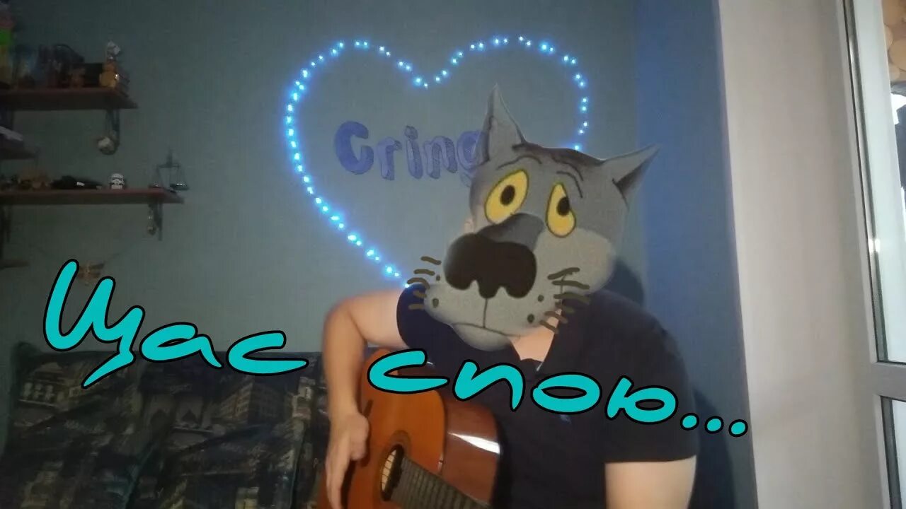 Саша спилберг на премии. Тетрадь саши. Тетрадь саши. Саша черный. Черные тетради с принтом.