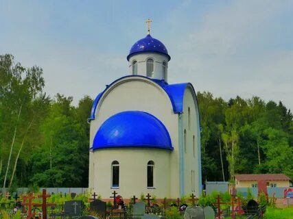 Церковь на кладбище