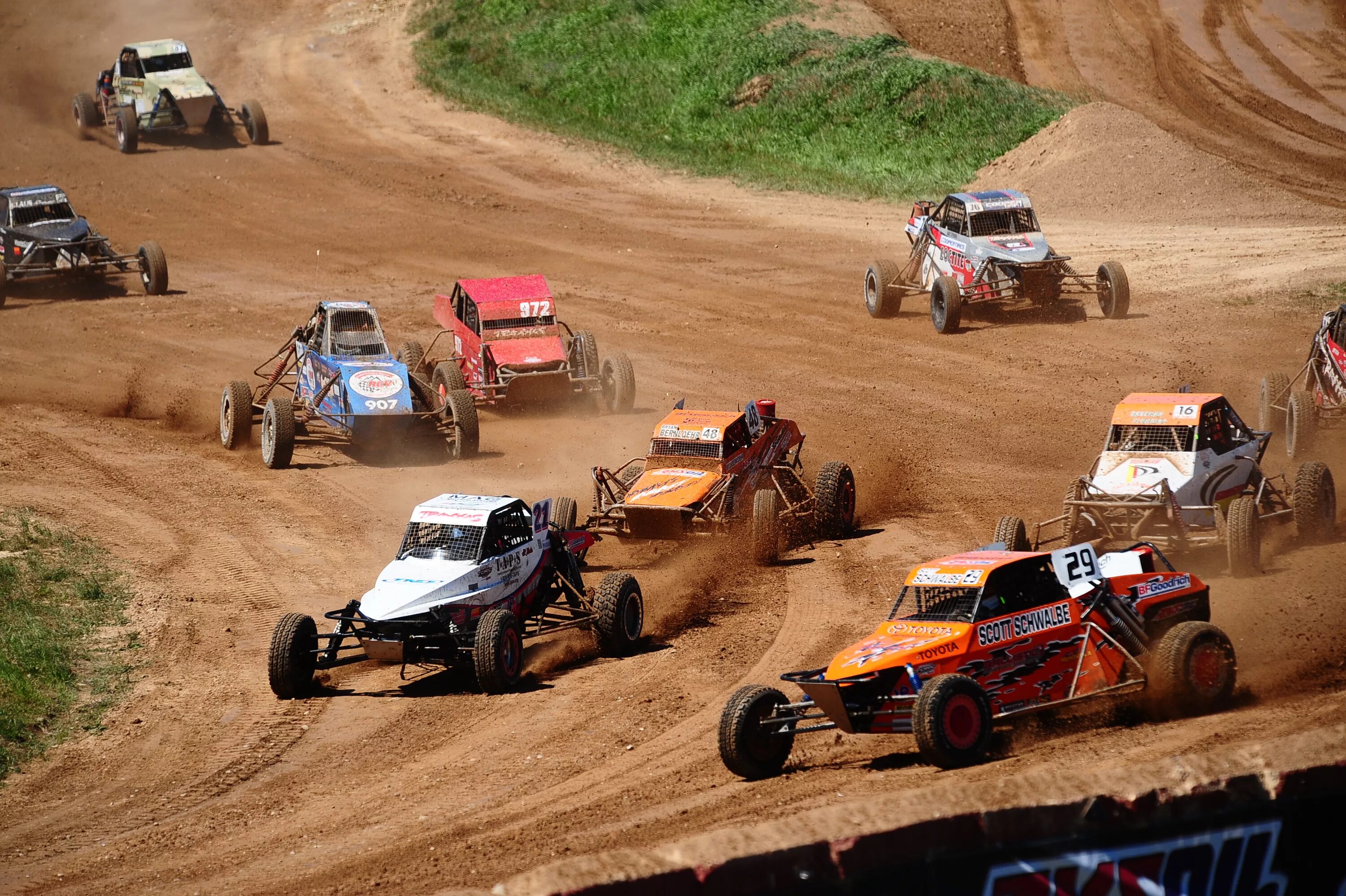 машина для гонок по пустыне. Offroad-racing-buggy на 2. гонки на багги по бездорожью. прогулка на багги. гонки на багги по бездорожью.