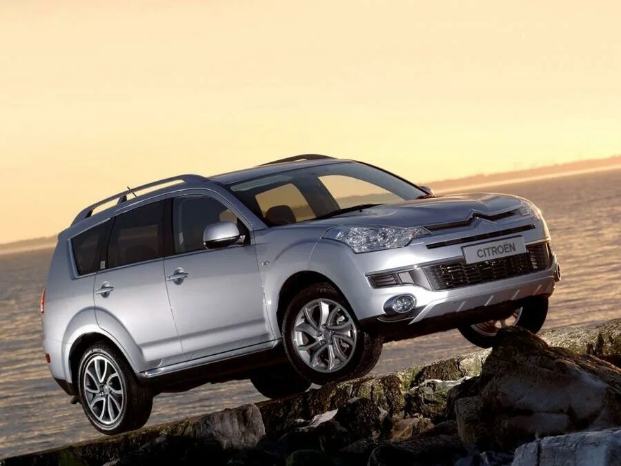 Ситроен ц кроссер 2011. Машина citroen c-crosser. Ситроен с кроссер 2008. Ситроен с кроссер 2011. Citroen c-crosser concept 2001.