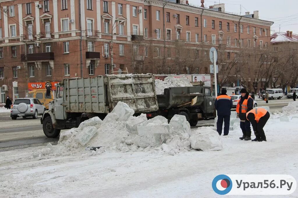 Новости урал 56 орск главный сайт. Орск урал56. Урал56 машина. КАМАЗ со снегом. Орск снег.