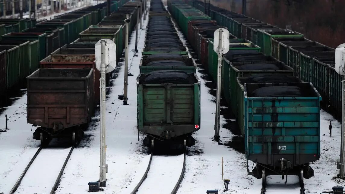 Организация технической работы станции. Порожняк вагон. Грузовые полувагоны ужд. Полувагон 12-9766. Порожние вагоны это.