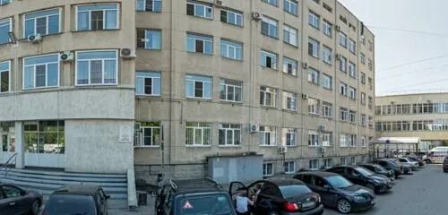 Курганская областная клиническая больница курган. Областная больница курган. томина 63 курган. томина 82 курган поликлиника. томина 63 курган областная.