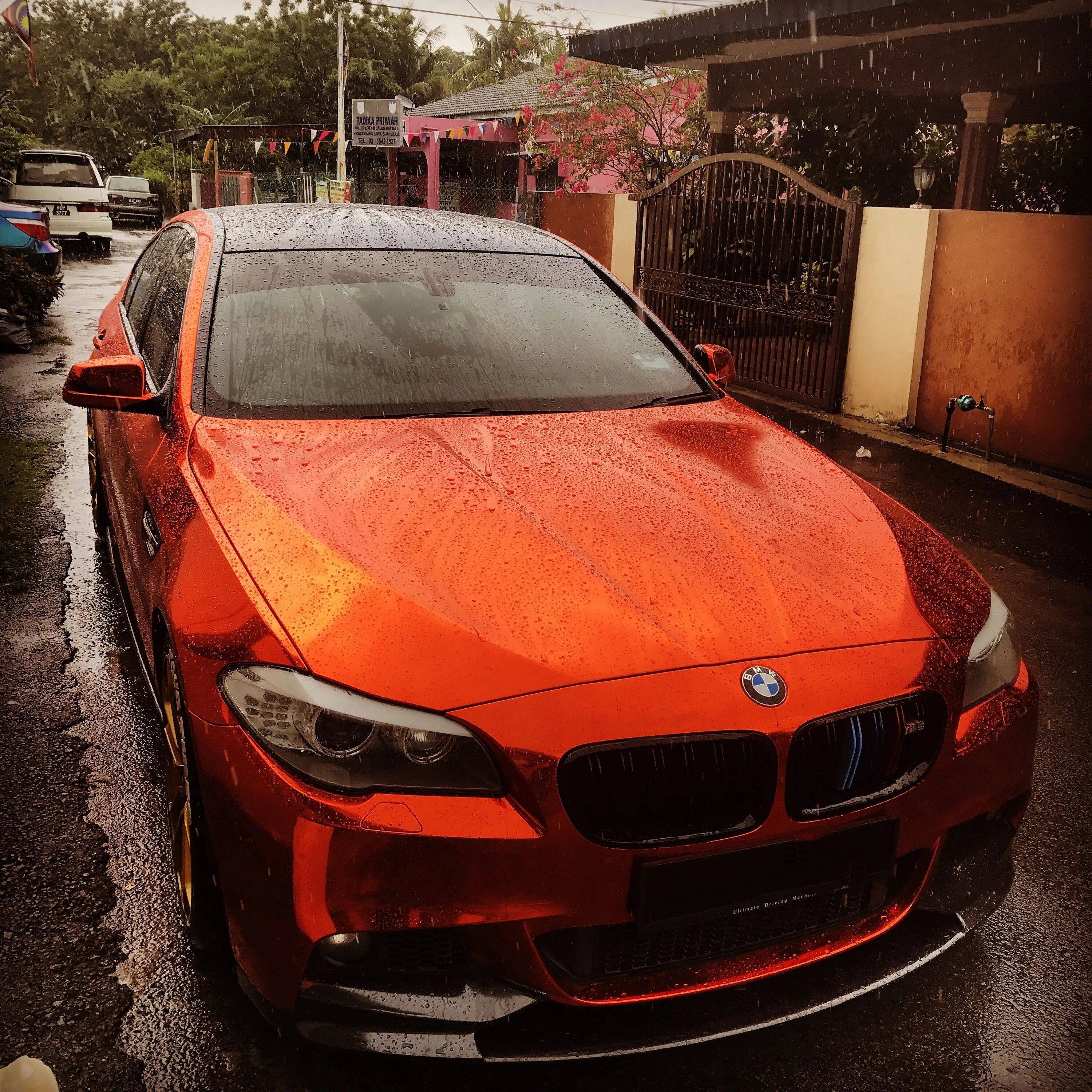 Полная оклейка кузова BMW F10 в пленку Deep Ocean от Arlon. - Royal Racing на DR