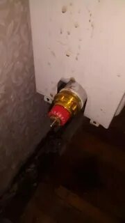 Как спустить воздух с гребенки