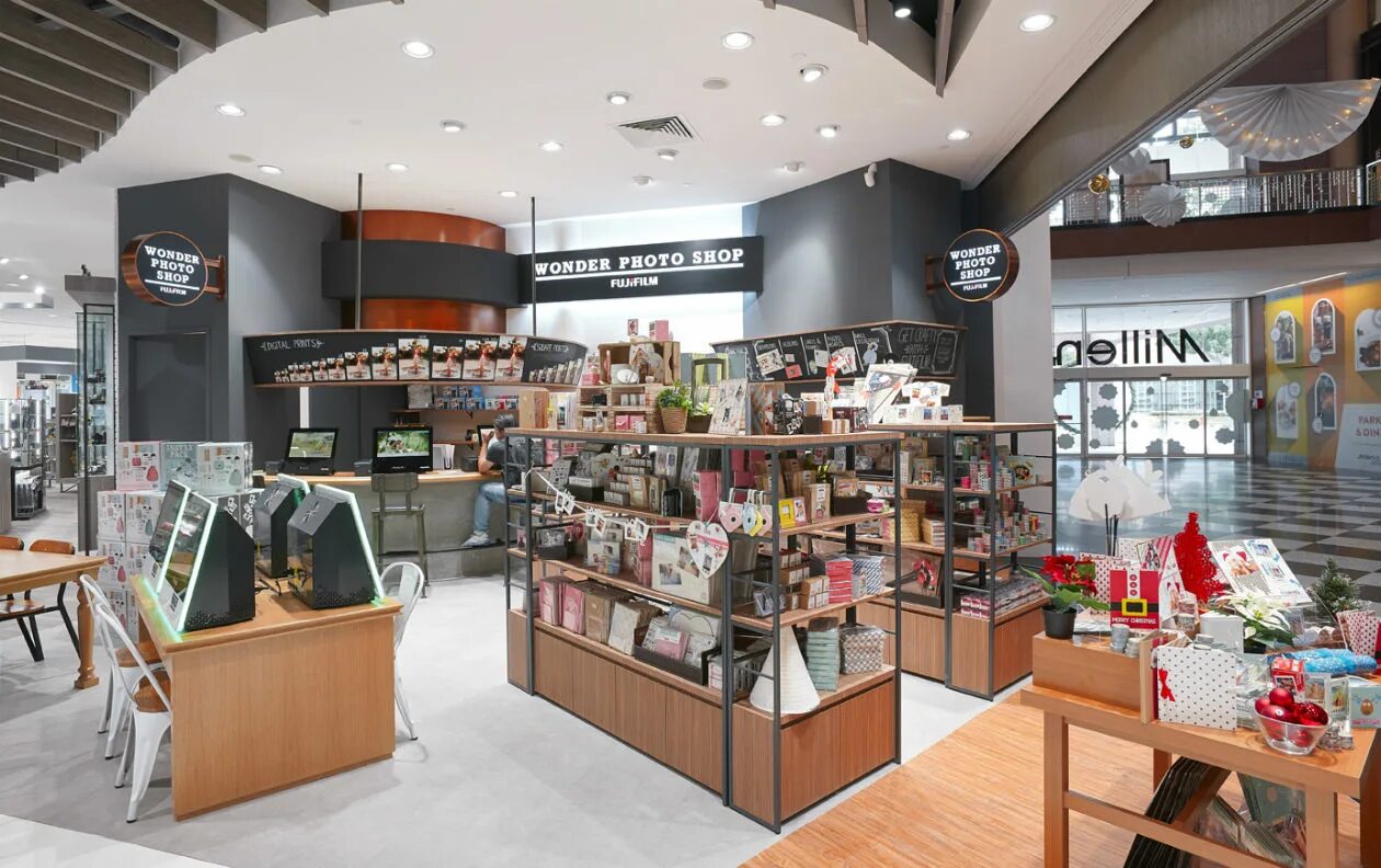 Магазин фуджи. Wonder photo shop фото. Wonder wonder shop. Wonder wonder shop. Магазин fujifilm.