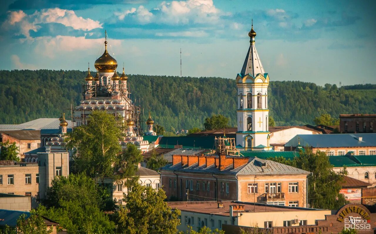 Пермский край город кунгур район. Город Кунгур Пермский край. Храм в Кунгуре Пермского края. Кунгур Пермский край природа. Кунгур горы.