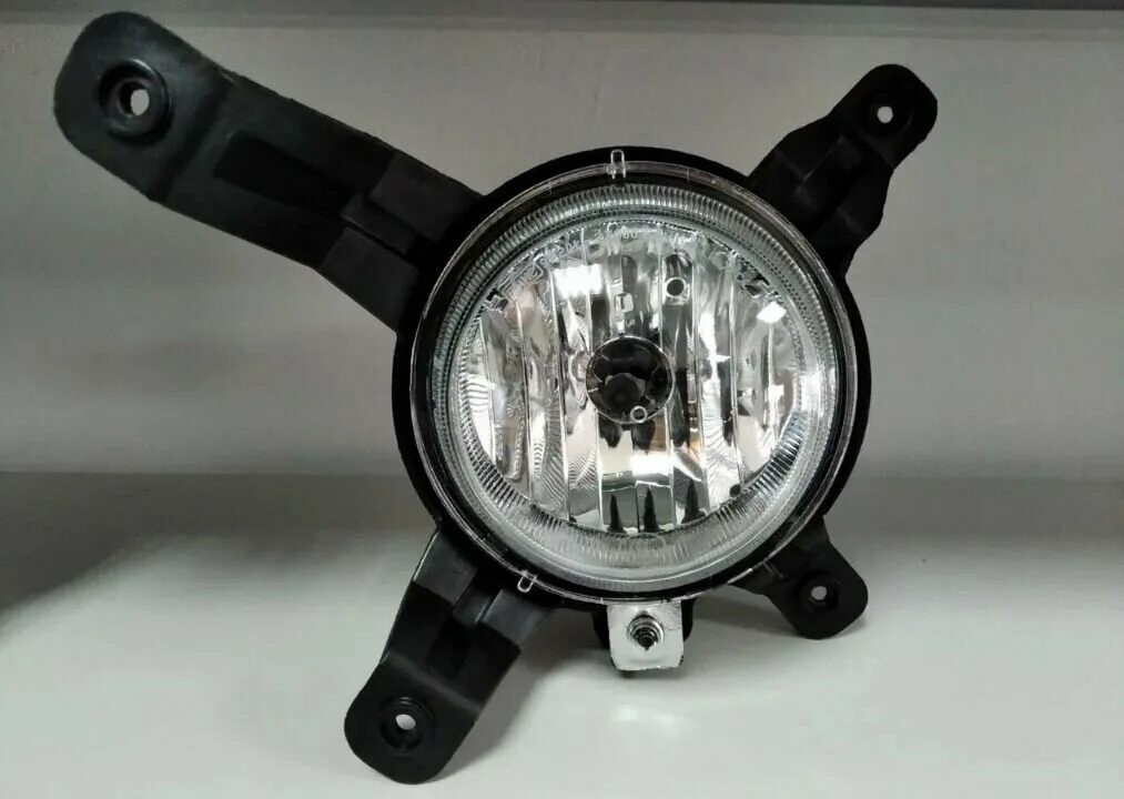 Фару противотуманную на автомобиль hyundai ix35 артикул. 922012y000. 92201-2y000. Противотуманные фары hyundai ix35. 922022d000.