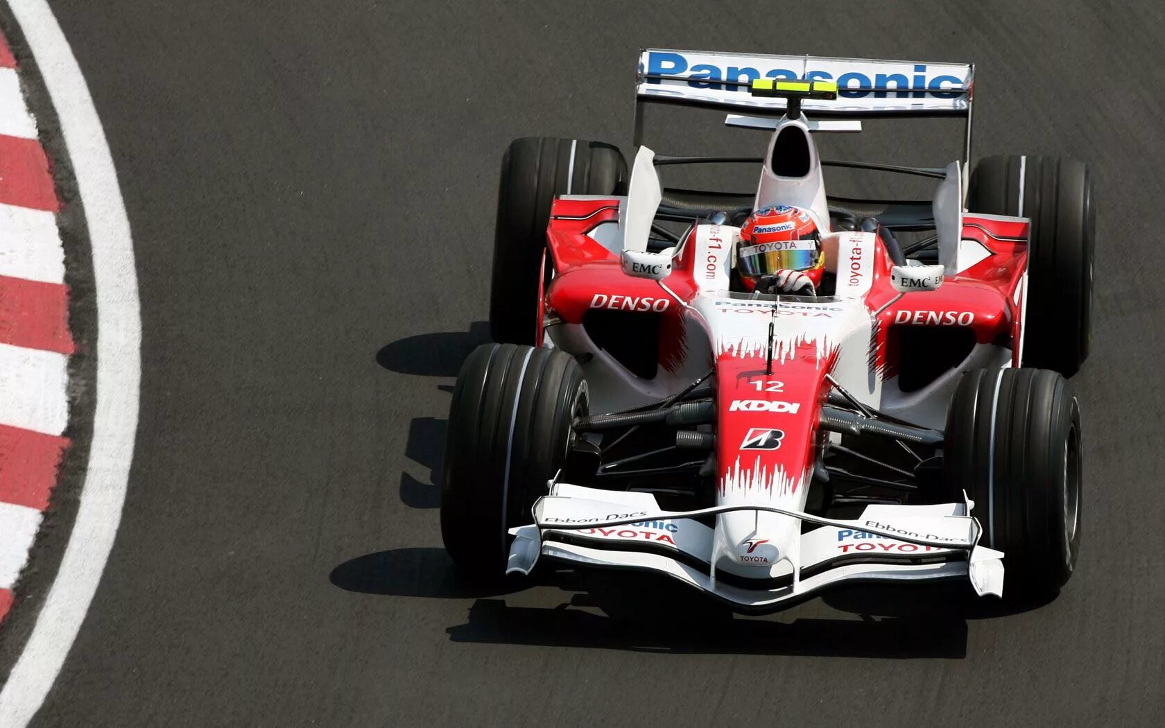 Болиды ф1 расцветки. 2 цвета формула 1. 2 цвета формула 1. Болиды ф1 2010 торо россо и форс индия. 2 цвета формула 1.