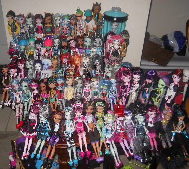 Куклы монстер хай детский мир. Монстр хай коллекции. Monster high collection. Монстр хай коллекции. Куклы монстер хай 2012.