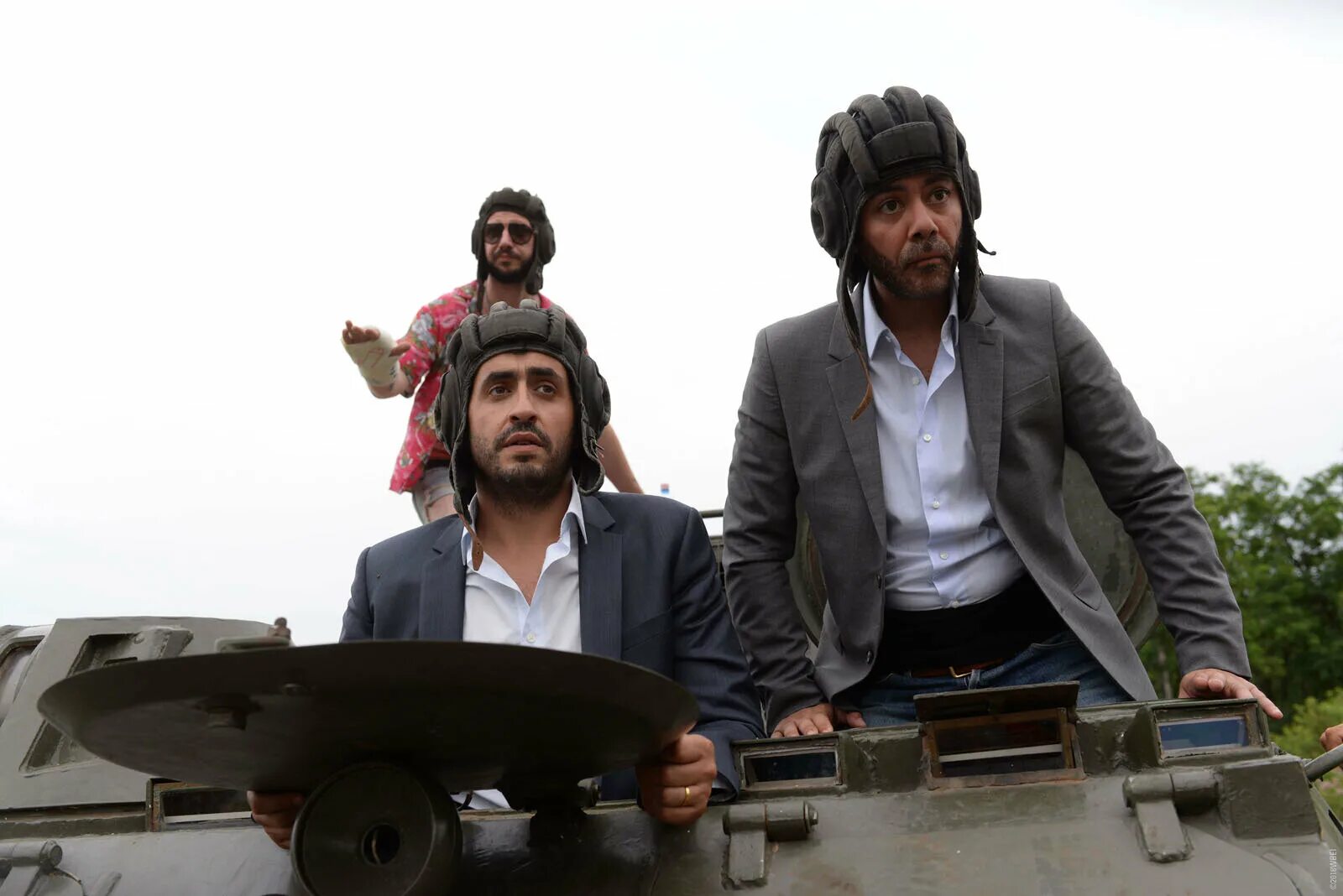 Джонатан коэн мальчишник в европе. Аликс пуасон. Мальчишник в европе кадры. Мальчишник в европе 2018. Мальчишник в европе постер.