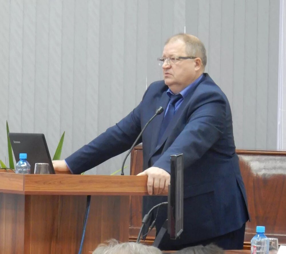 Вадим евстаров курган. Мэр кургана андрей потапов. Гонцов александр николаевич. Главврач больницы курган. Курган отставки.