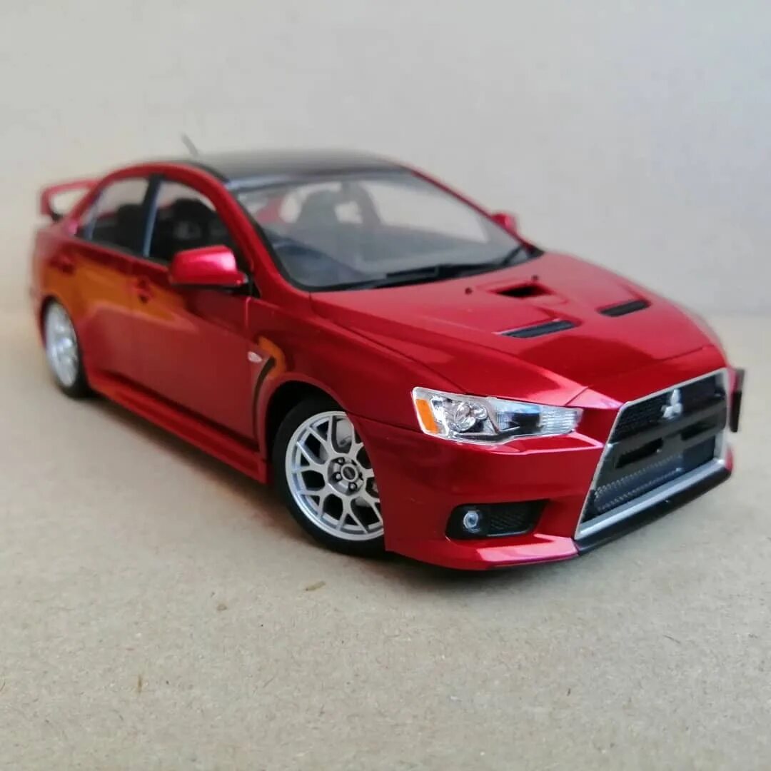 Mitsubishi 24. Evolution x Lancer 1/24. Лансер 10 Эволюшн 1. Mitsubishi Lancer Aoshima. Модель Mitsubishi Lancer 10 1:24.