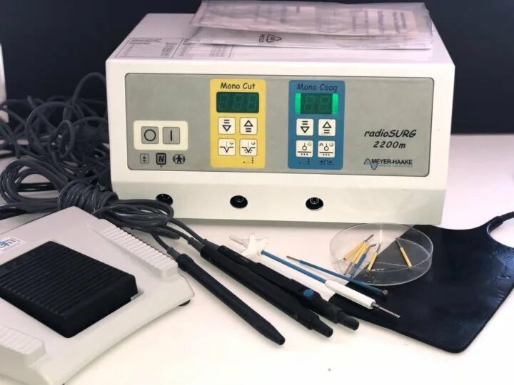Radiosurg 2200 радиохирургический. Radiosurg 2200. Инфракрасный коагулятор. Radiosurg 2200. Radiosurg 2200.
