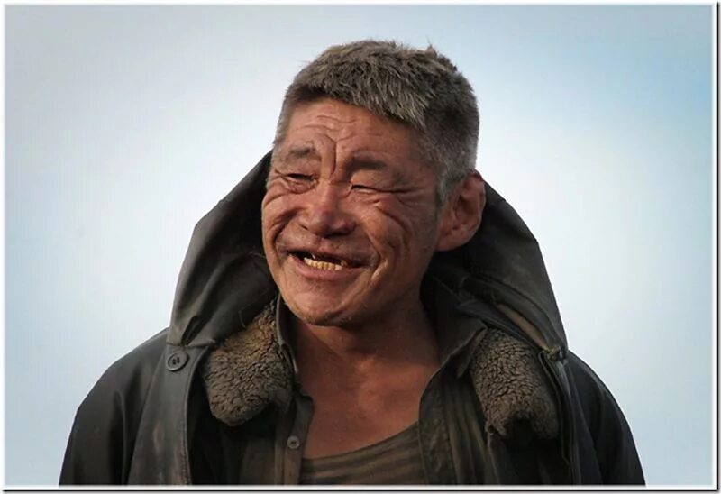 Байтуллин варис мухитдинович. Чукча мужик. Малахай эвенский. Чукчи мужчины. Эскимосы чукотки.