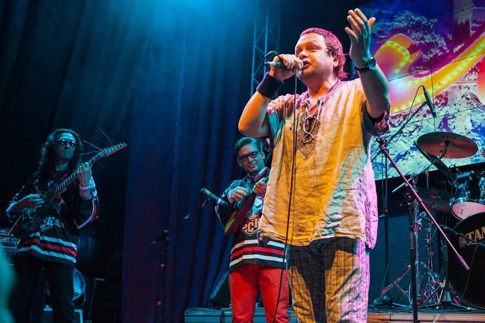 олег сафонов бахыт компот. фото группы бахыт компот. бахыт компот 2021. бахыт компот википедия. вадим степанцов бахыт компот.