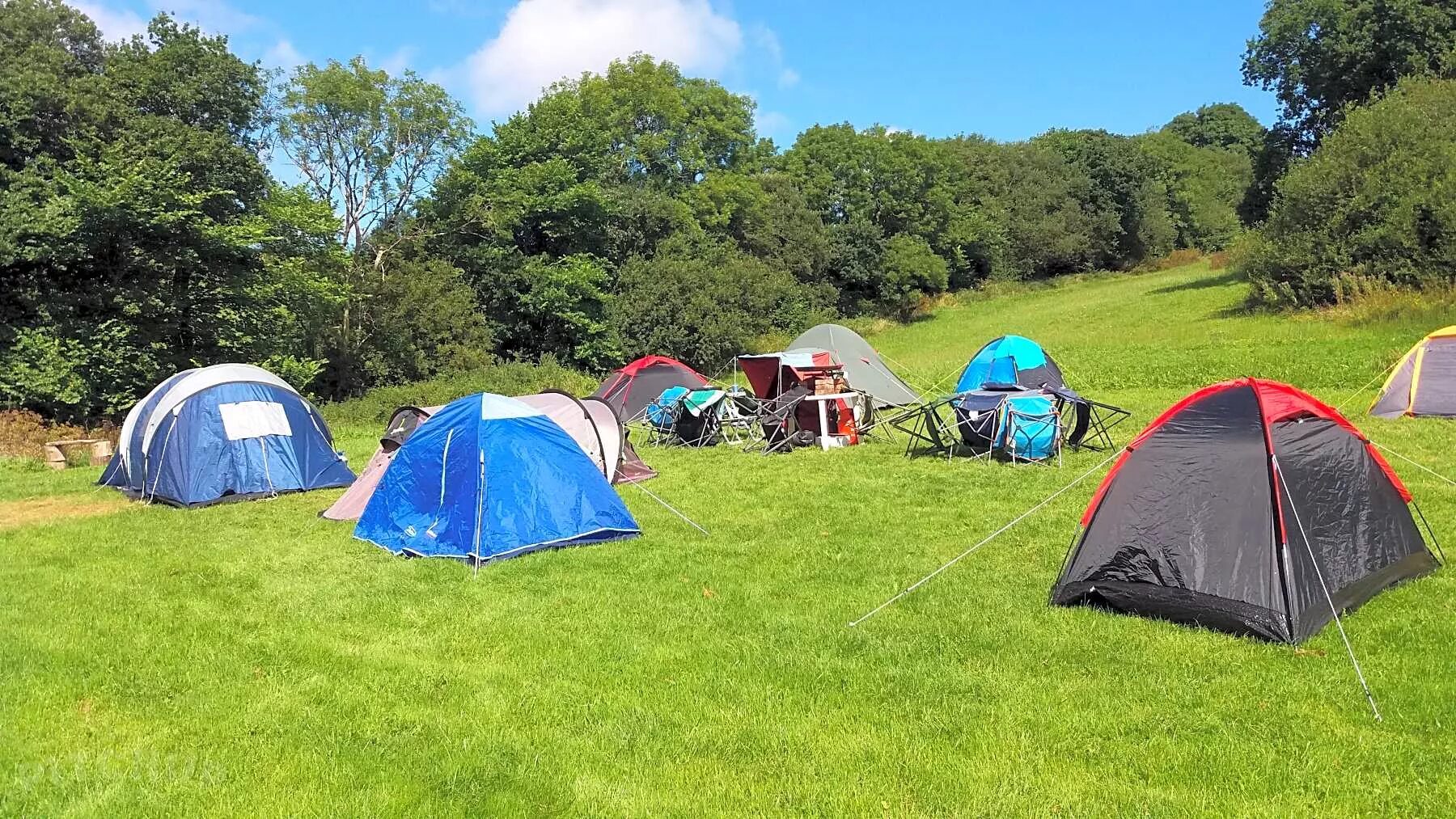 Camping php. "Camp.2050" кемпинг. Палатки для кемпинга. Палаточный лагерь. Обустройство палаточного лагеря.