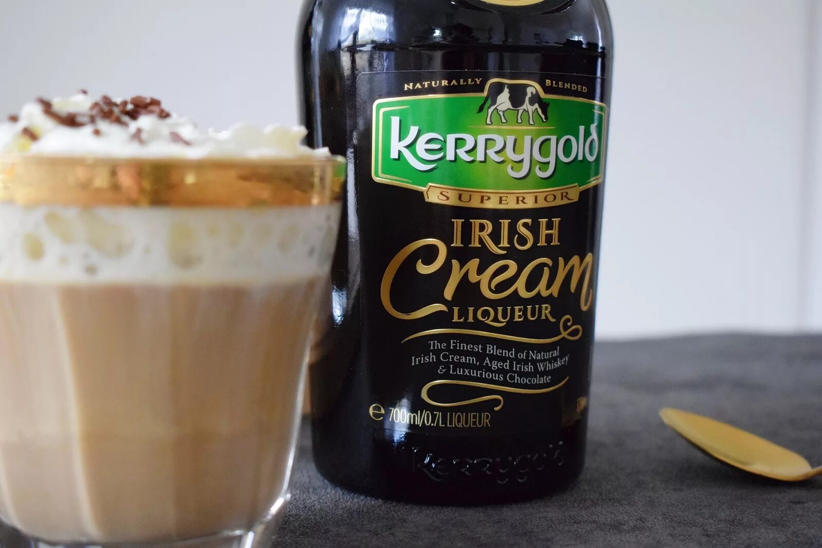 Бейлис ирландский сливочный ликер. Irish cream ликер. Виски айриш крим ирландский. Айриш крим ликер. Irish cream.