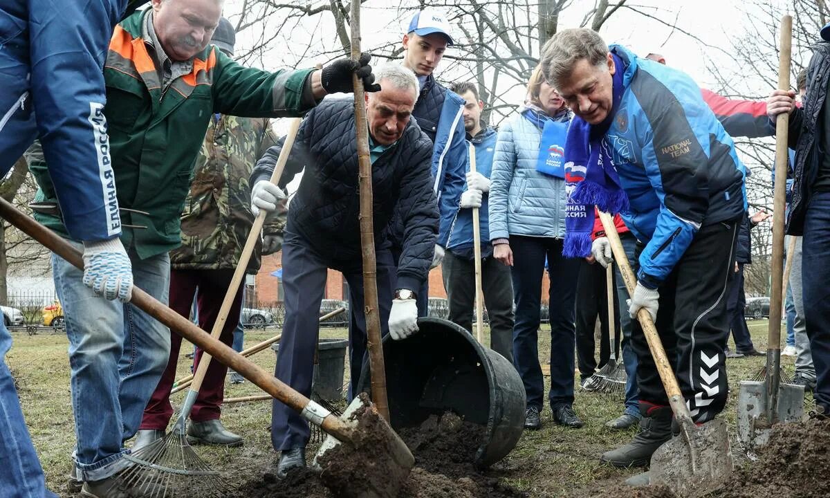 Субботник в выходной день законно ли. Субботник. Субботник Единая Россия. Общегородской день благоустройства. Общегородской субботник СПБ.