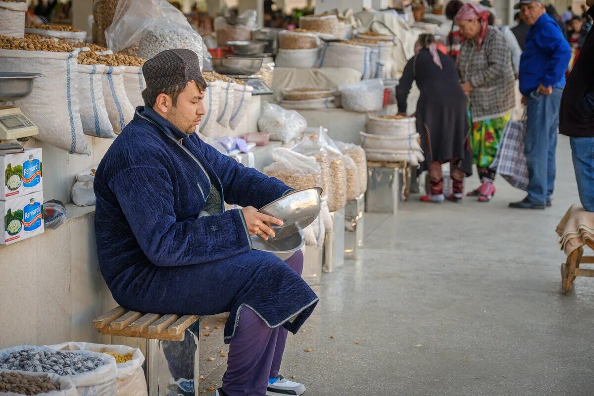 Советский мозаики в самарканде. Самарканд передача на тнт. Российские туристы в самарканде. Игорь шайда студия союз. Шоу на тнт с азаматом мусагалиевым.