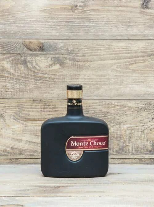 Monte choco vsop. Monte choco. Monte choco коньяк шоколадный. Коньяк монте шоко 5. Монте шоко коньяк в красном белом.