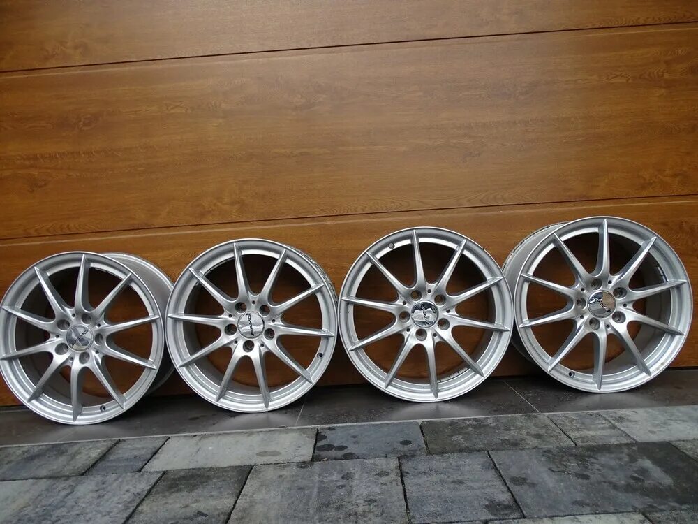 Борбет сиенна r17 на поло. 5j. R17 5 5 j. 5j. R17 5 5 j.