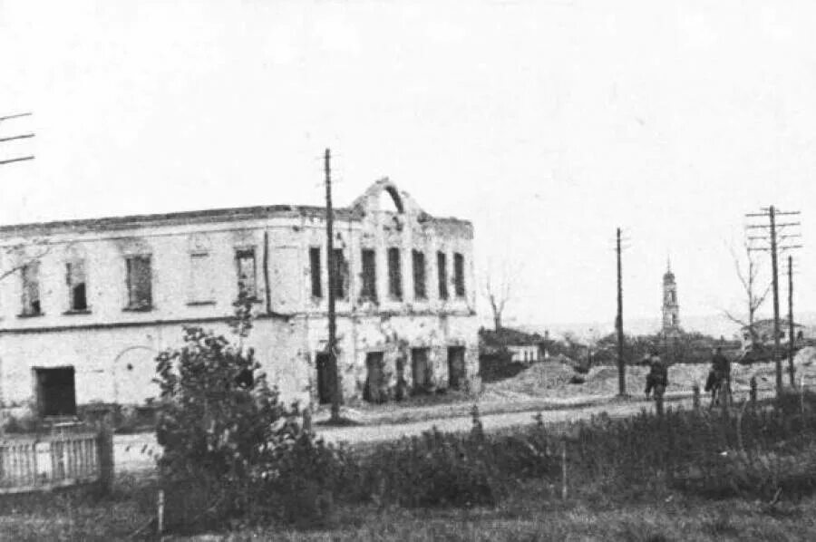 Старый белев. Белевский монастырь. Крестовоздвиженский белёвский монастырь. Белёв город в тульской области. Спасо-преображенский монастырь белев.