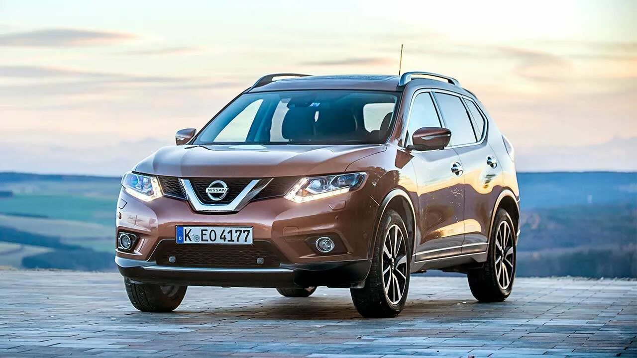 Ниссан икстрейл гибрид. Nissan x-Trail t32. Nissan x Trail 3 t32. Nissan x-Trail t32 (2013-2017). Nissan x-Trail t32 2013.