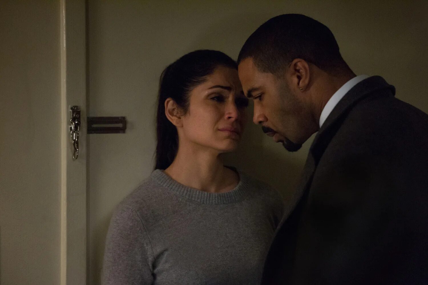 власть в ночном городе выходы серий