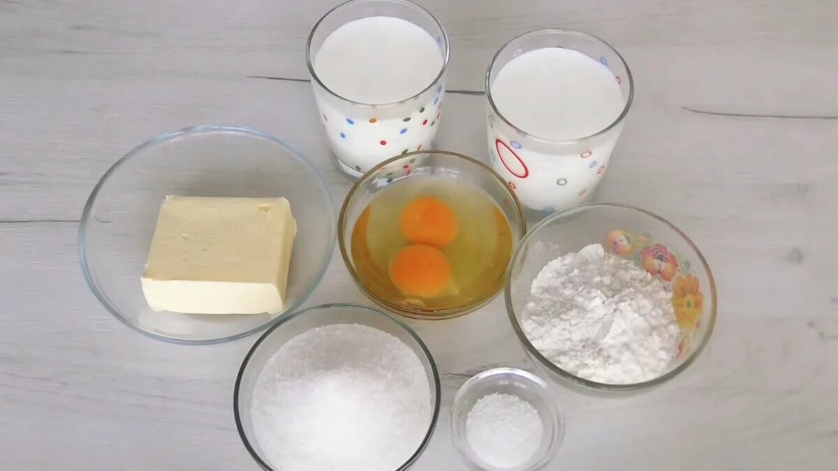 Молоко масло рецепт. Кипячёное молоко от кашля. Молоко масло рецепт. Молоко и сливочное масло. Молоко с маслом и содой от кашля.