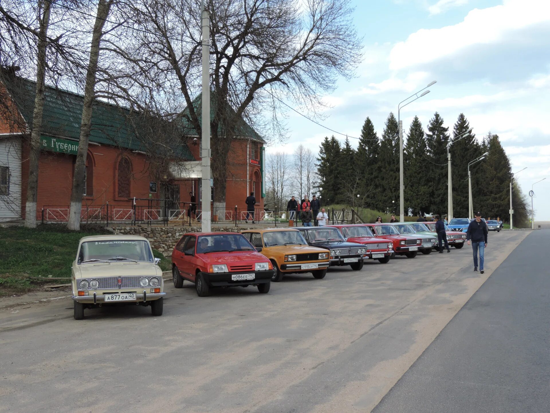 Погода жуков калужская область на 10. Зайцева гора Калужская область. Автопробег Калуга-Юхнов. Автопробег Калуга-Юхнов ОМЦ. Жуков Калужская область.