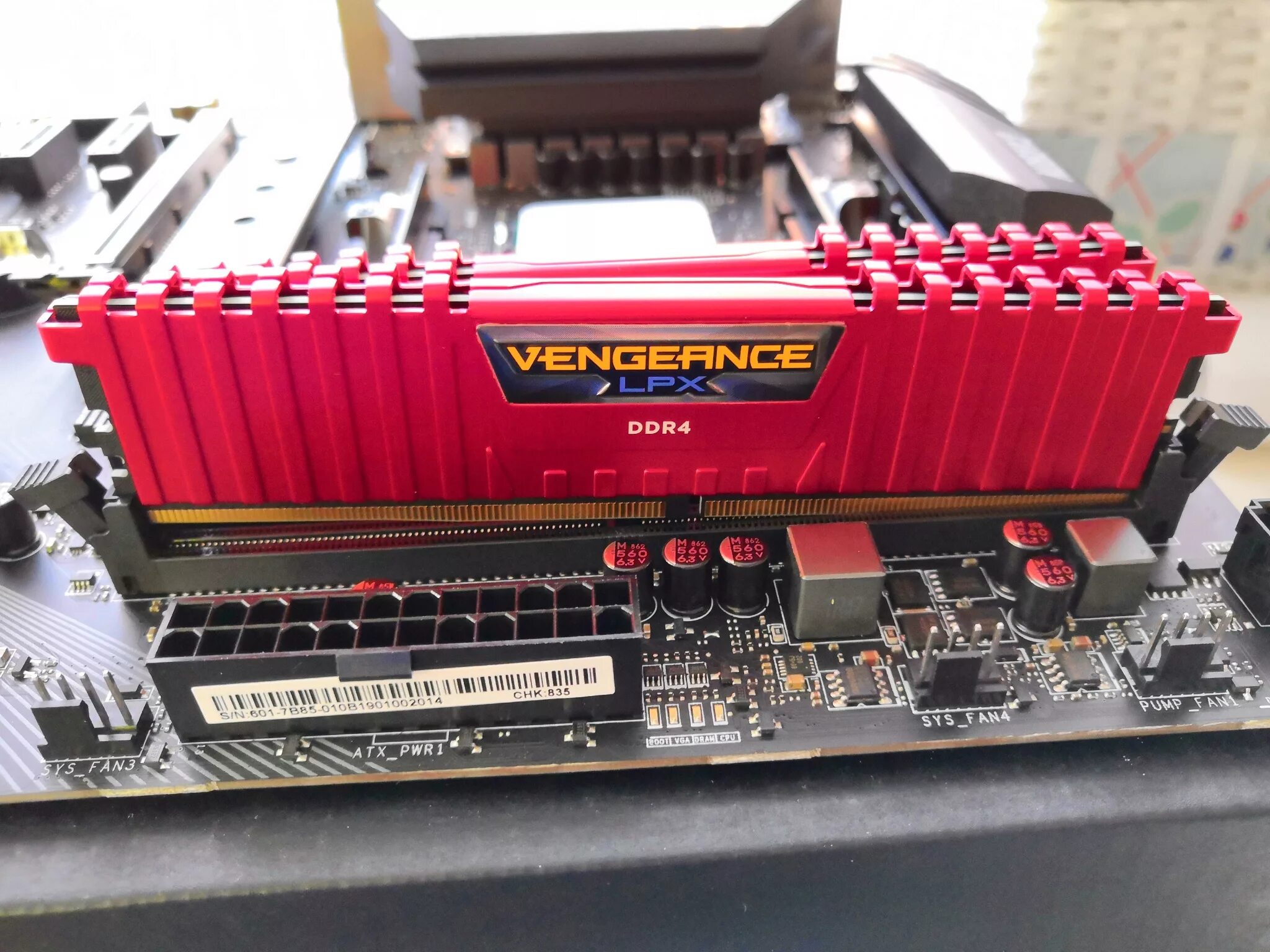 Corsair vengeance lpx ddr4 3200 мгц. Vengeance lpx ddr4 16gb. vengeance lpx ddr4 3200 c16 2x8gb. corsair lpx 3200. corsair vengeance lpx cmk16gx4m2b3200c16 разгон.