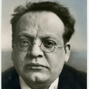 Макс регер